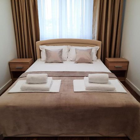 Divizija Lux Apartments Белград Екстериор снимка