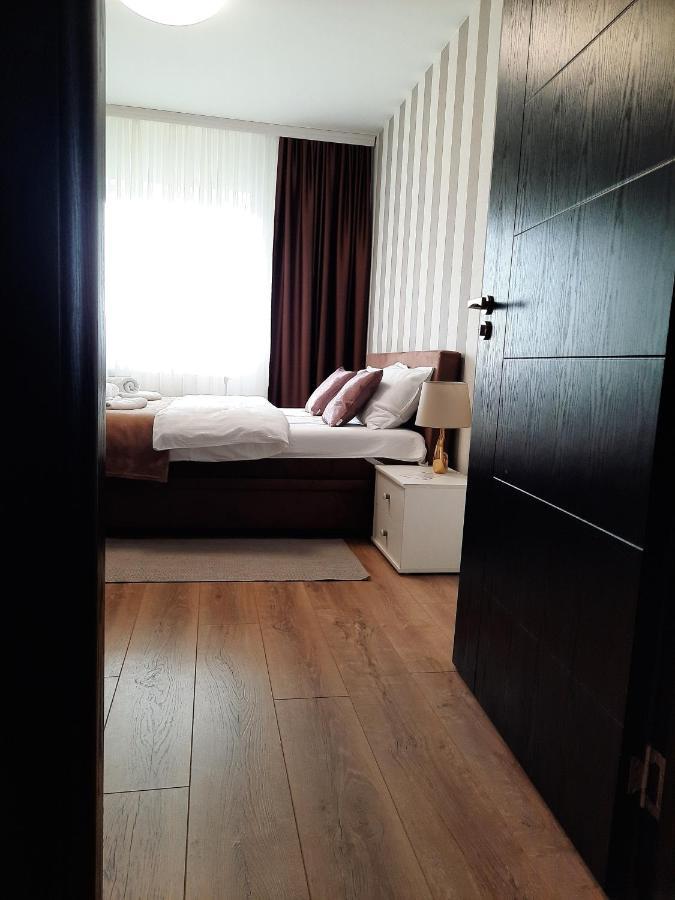 Divizija Lux Apartments Белград Екстериор снимка