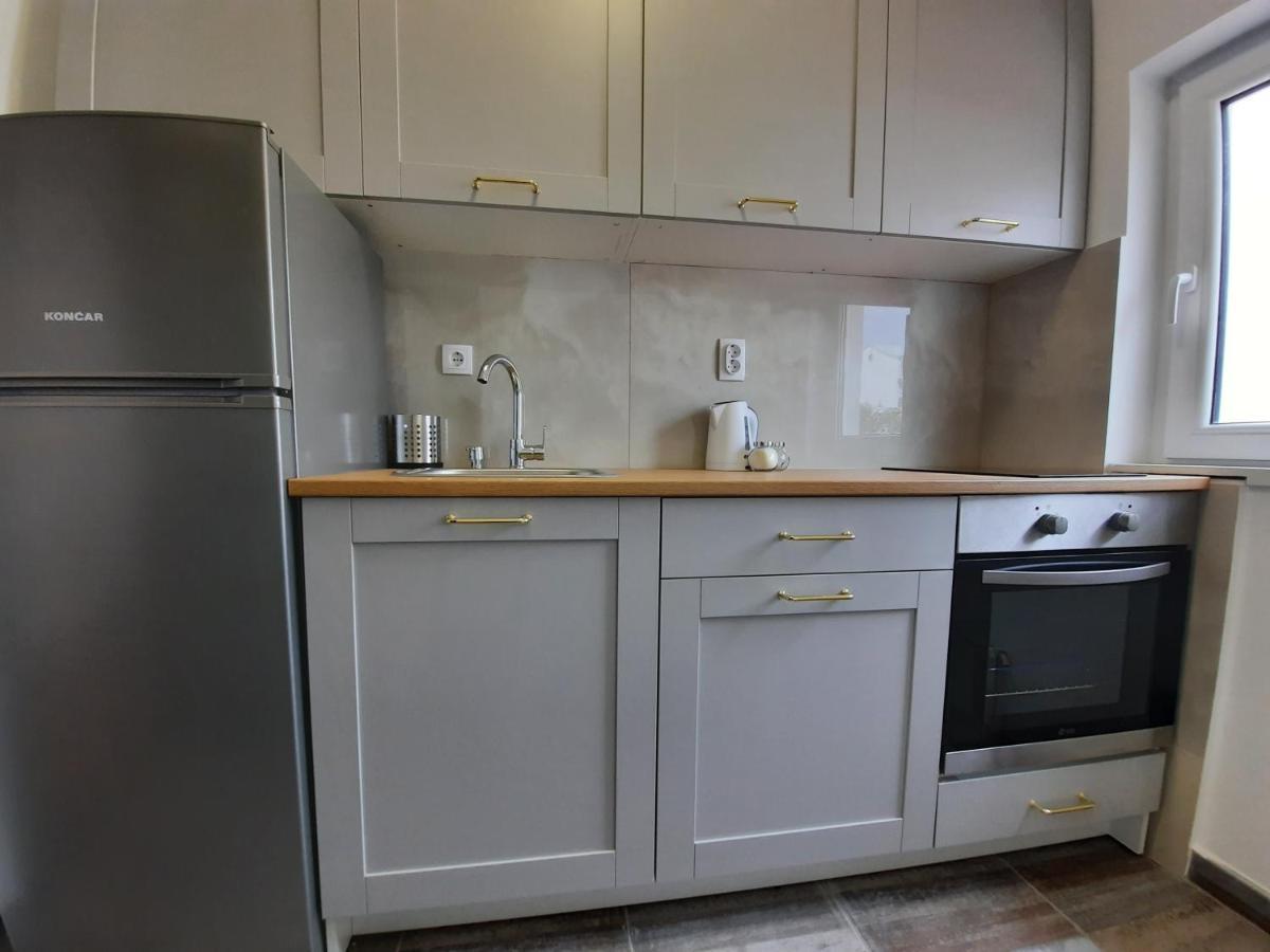 Divizija Lux Apartments Белград Екстериор снимка