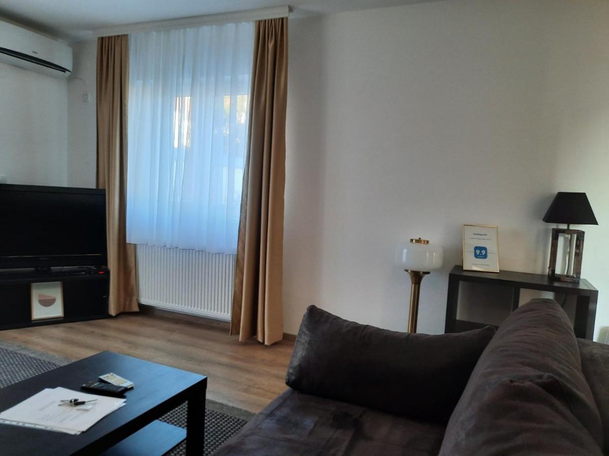 Divizija Lux Apartments Белград Екстериор снимка