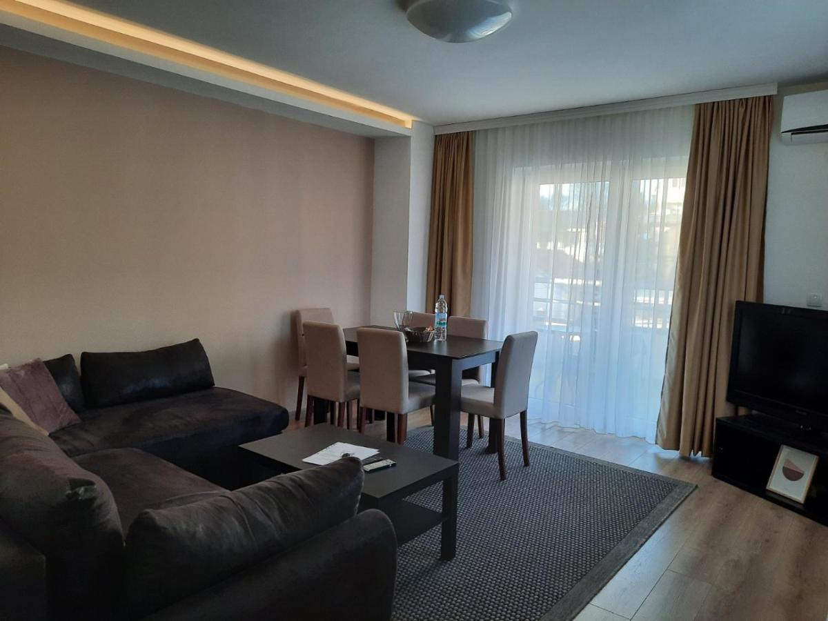 Divizija Lux Apartments Белград Екстериор снимка