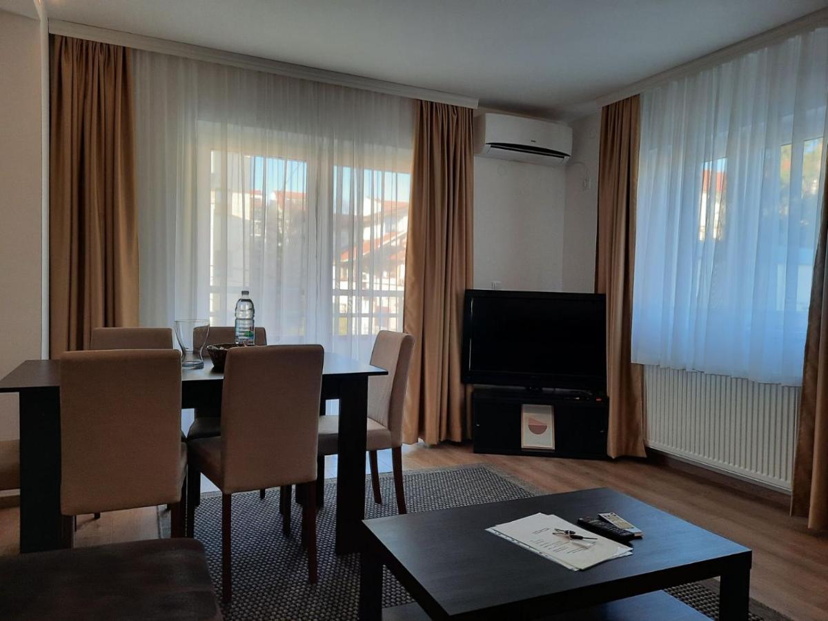 Divizija Lux Apartments Белград Екстериор снимка