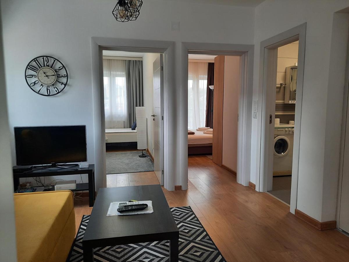 Divizija Lux Apartments Белград Екстериор снимка