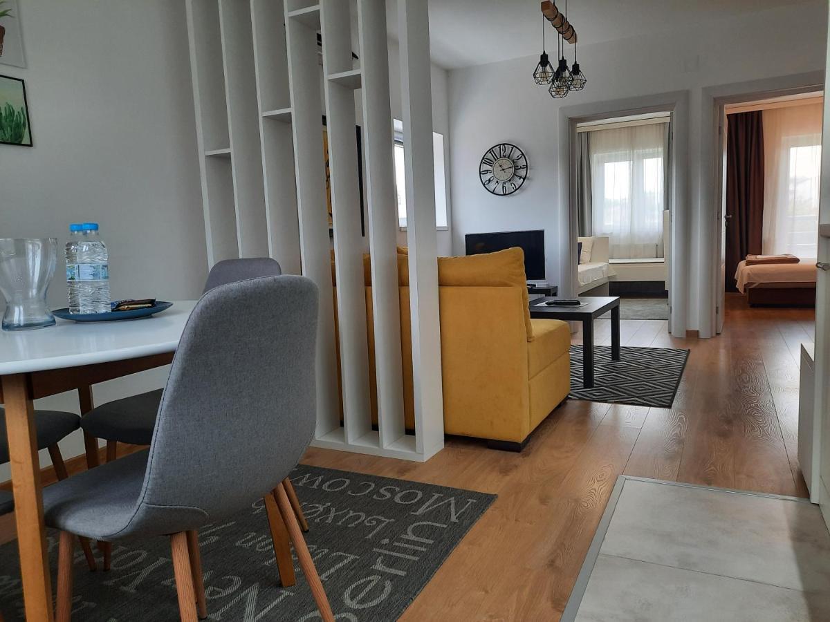 Divizija Lux Apartments Белград Екстериор снимка